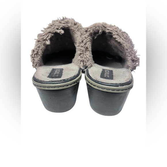 Crocs Cobbler Size 7 W Black Rubber Clogs Slides Slip On Shoes Faux Fur Lined - Picture 4 of 6